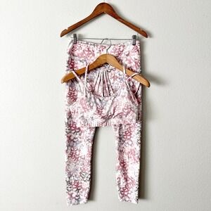 GAIAM Pink White Marble-Print Leggings & Sports Bra Set